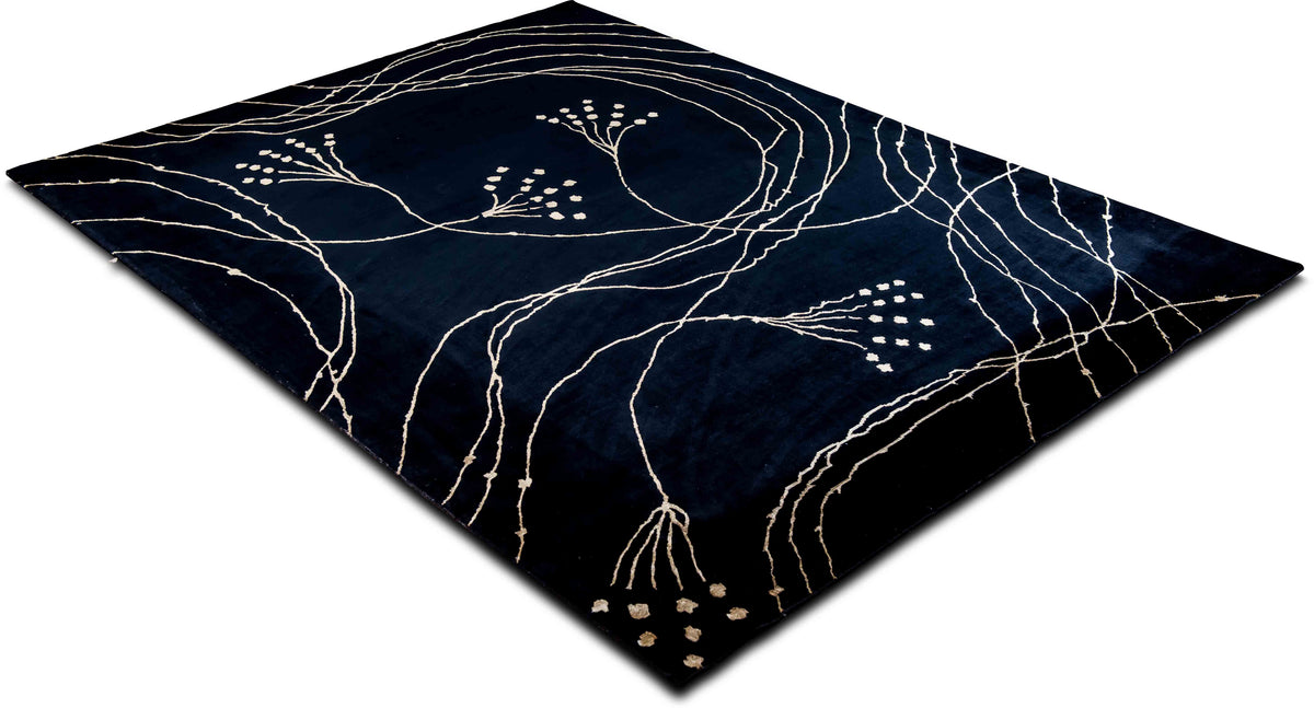 Discayne — Hand-Knotted Wool Rug, 10′ × 7′