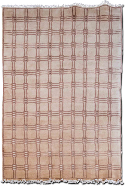 Tibetan-Style Tonal Grid — Hand-Knotted Wool Rug, 8′ × 5′