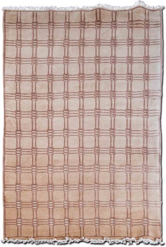 Tibetan-Style Tonal Grid — Hand-Knotted Wool Rug, 8′ × 5′